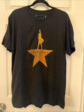 Hamilton Black Short Sleeve Graphic Tee with Gold Star Silhouette
